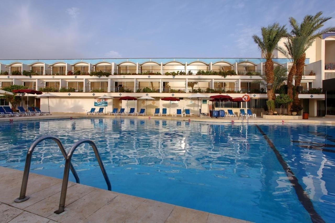 Americana Hotel 3*