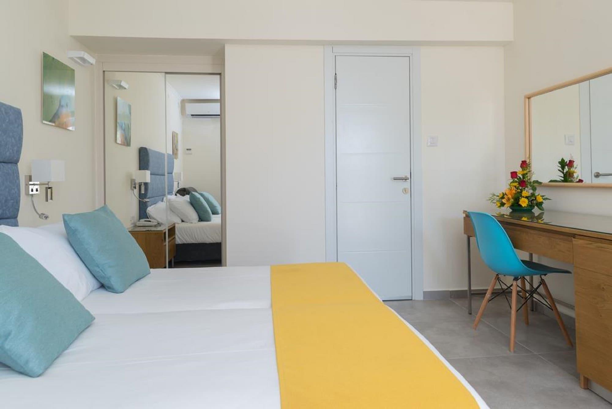 Hotel Americana 3*
