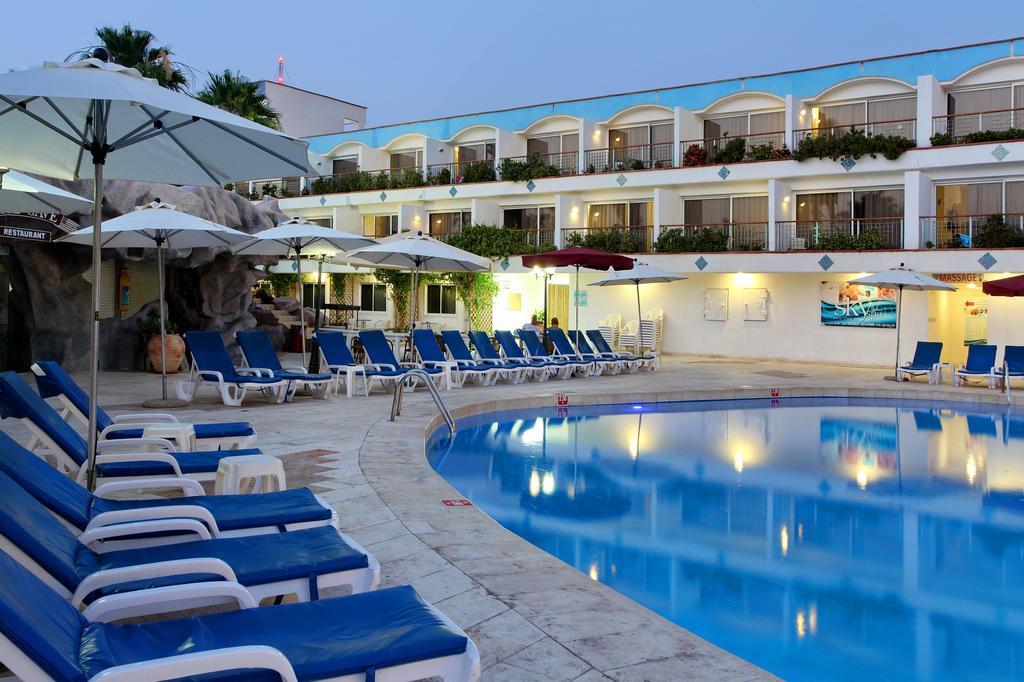 Hotel Americana 3*