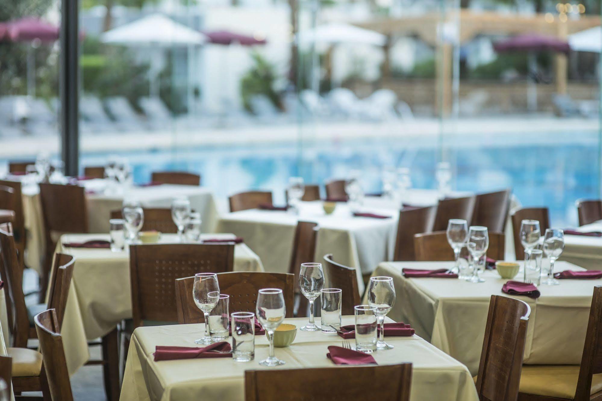 Hotel Americana 3*